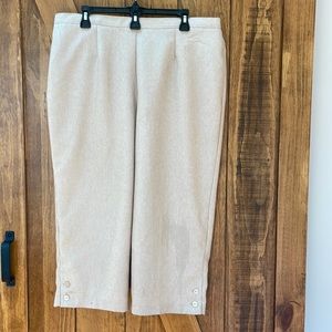 Tan cropped dress pants 18 W by Alfred Dunner